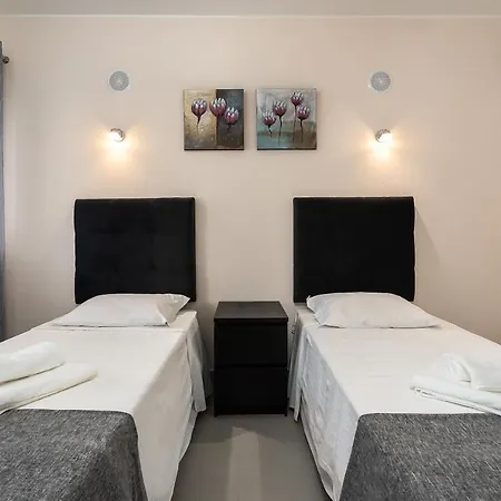 Yacintos Apartment